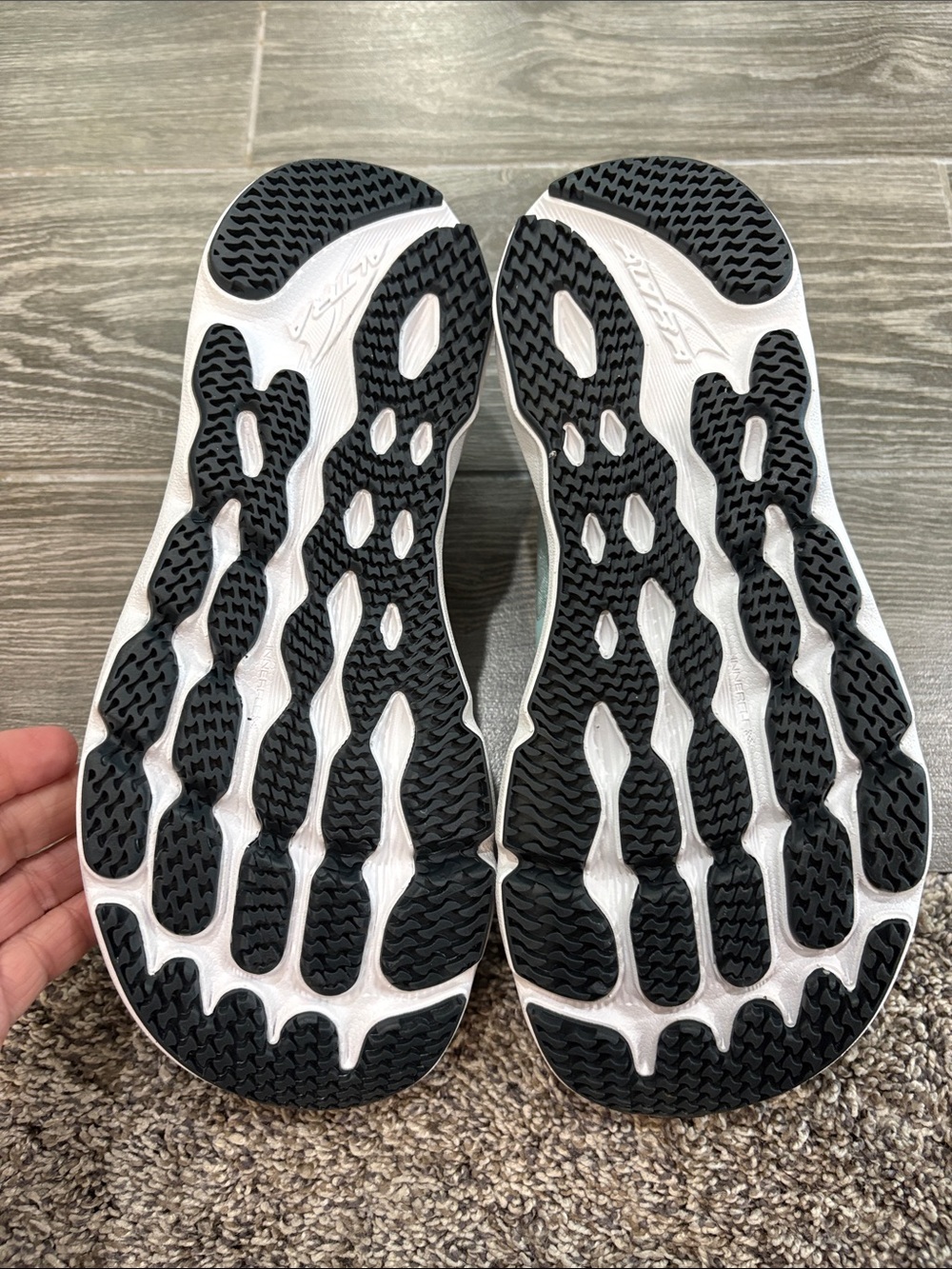 NWOT Altra Provision 6 Women's Mint Athletic Shoes - Picture 9 of 11
